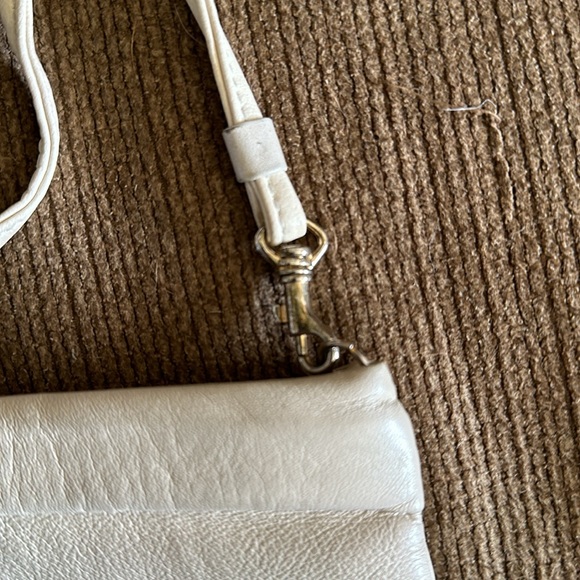 Jennifer Moore crossbody Vintage white cream ivory leather purse bag - Picture 3 of 9